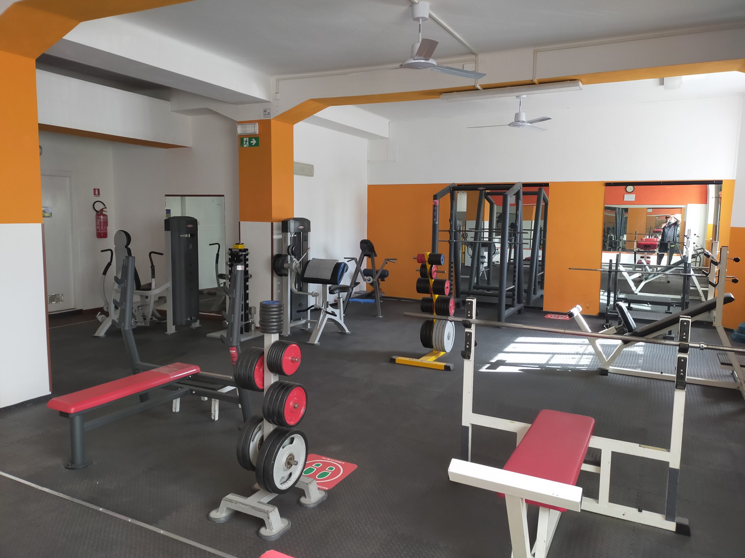 sala Pesi